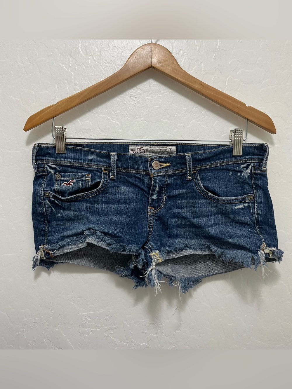 Hollister Y2K Low Rise Denim Micro Mini Shorts Cut Off Frayed Hem Size 5